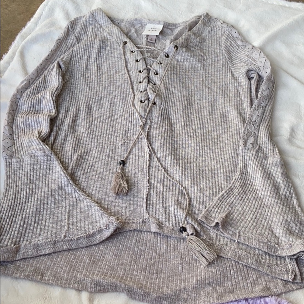 Brand new Knox Rose top
